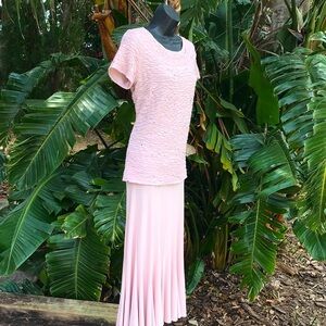 Frank Lyman two piece skirt and top with sequins